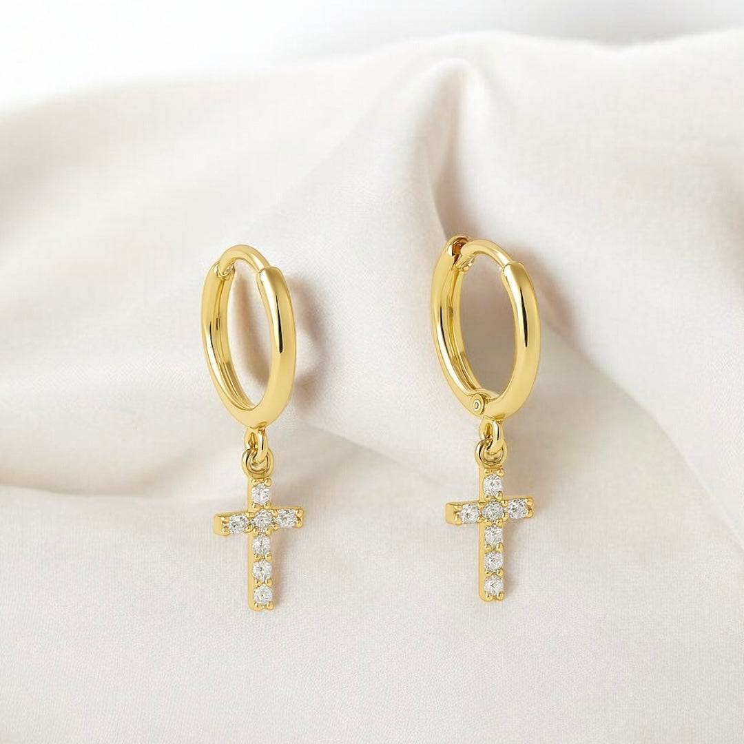 Boucles d’oreilles « Créoles croix » plaqué or