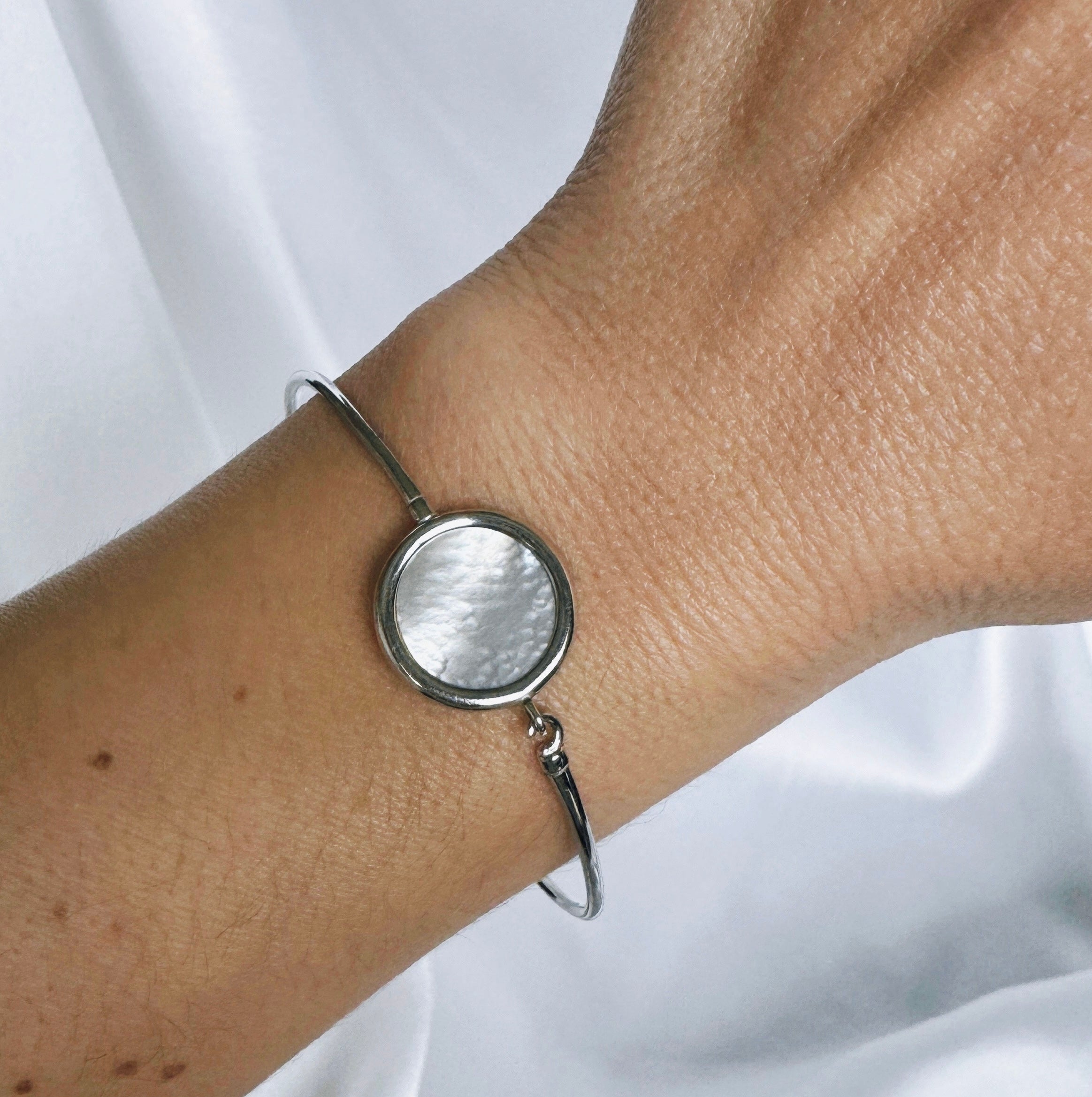 925 silver “Mother-of-pearl medal” bracelet