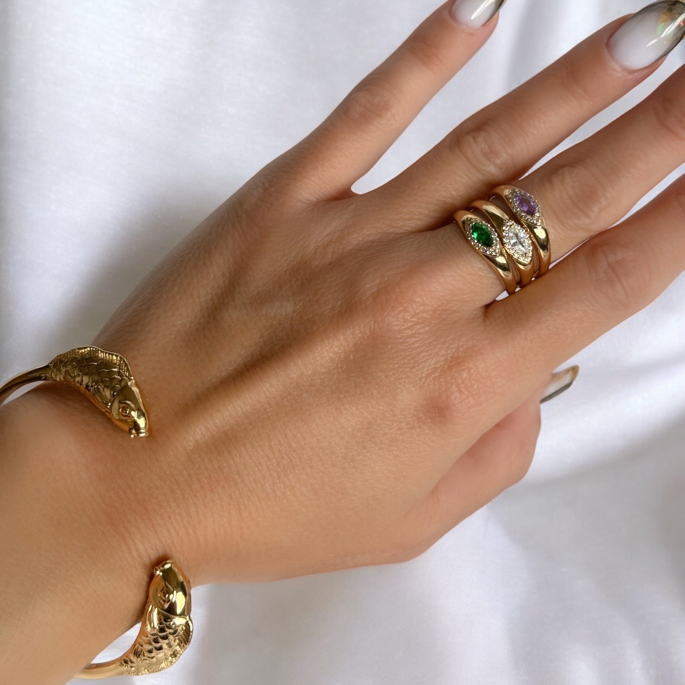 Bague « Élégante » pierre violette plaqué or