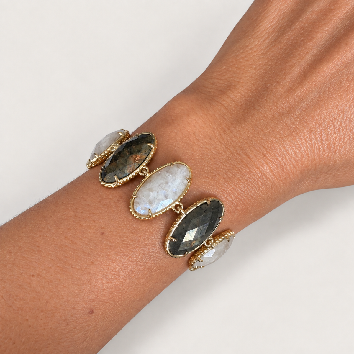 Bracelet chaîne aux 11 pierres ovales – Quartz blanc & Pyrite