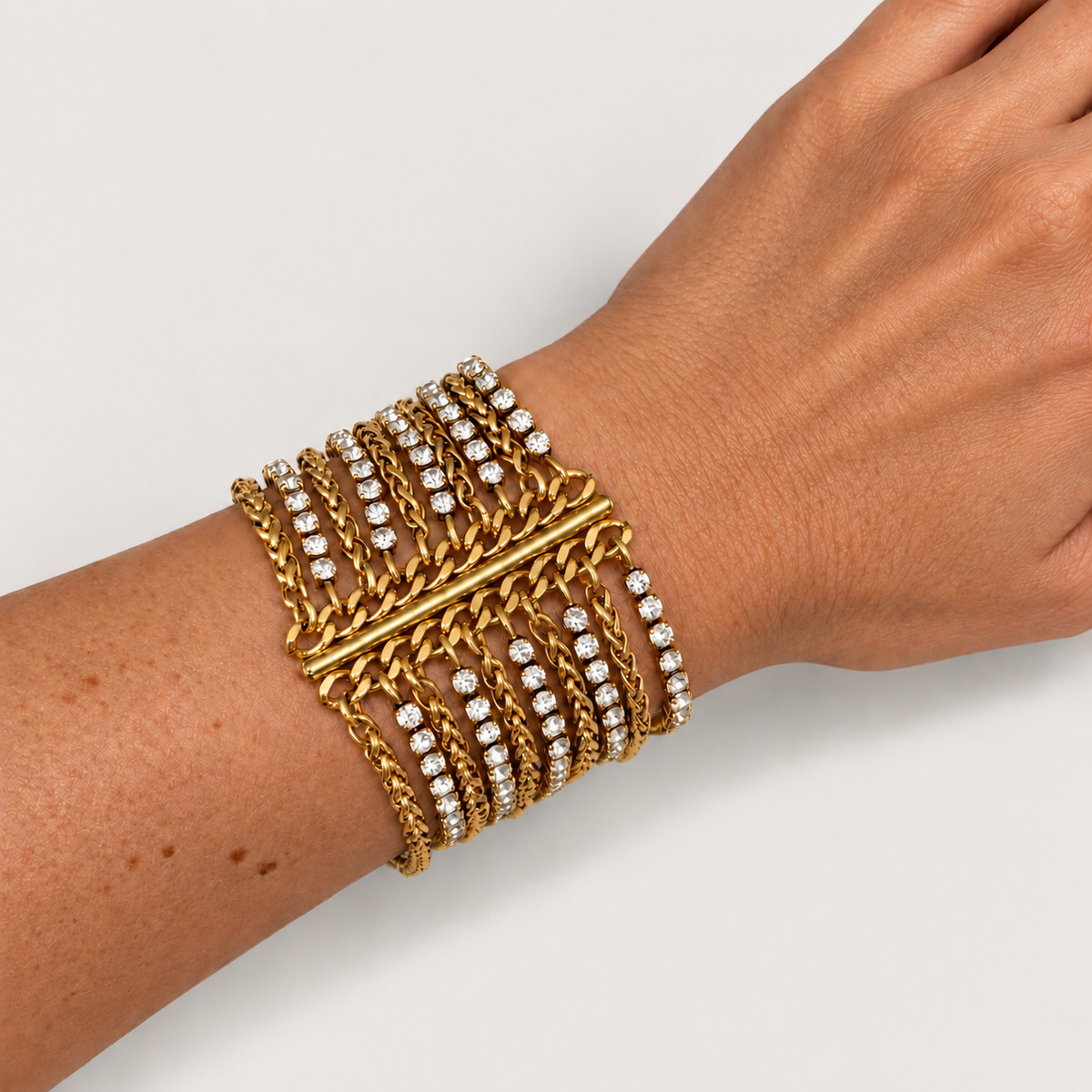 Bracelet "Manchette souple chaînes & zirconium"
