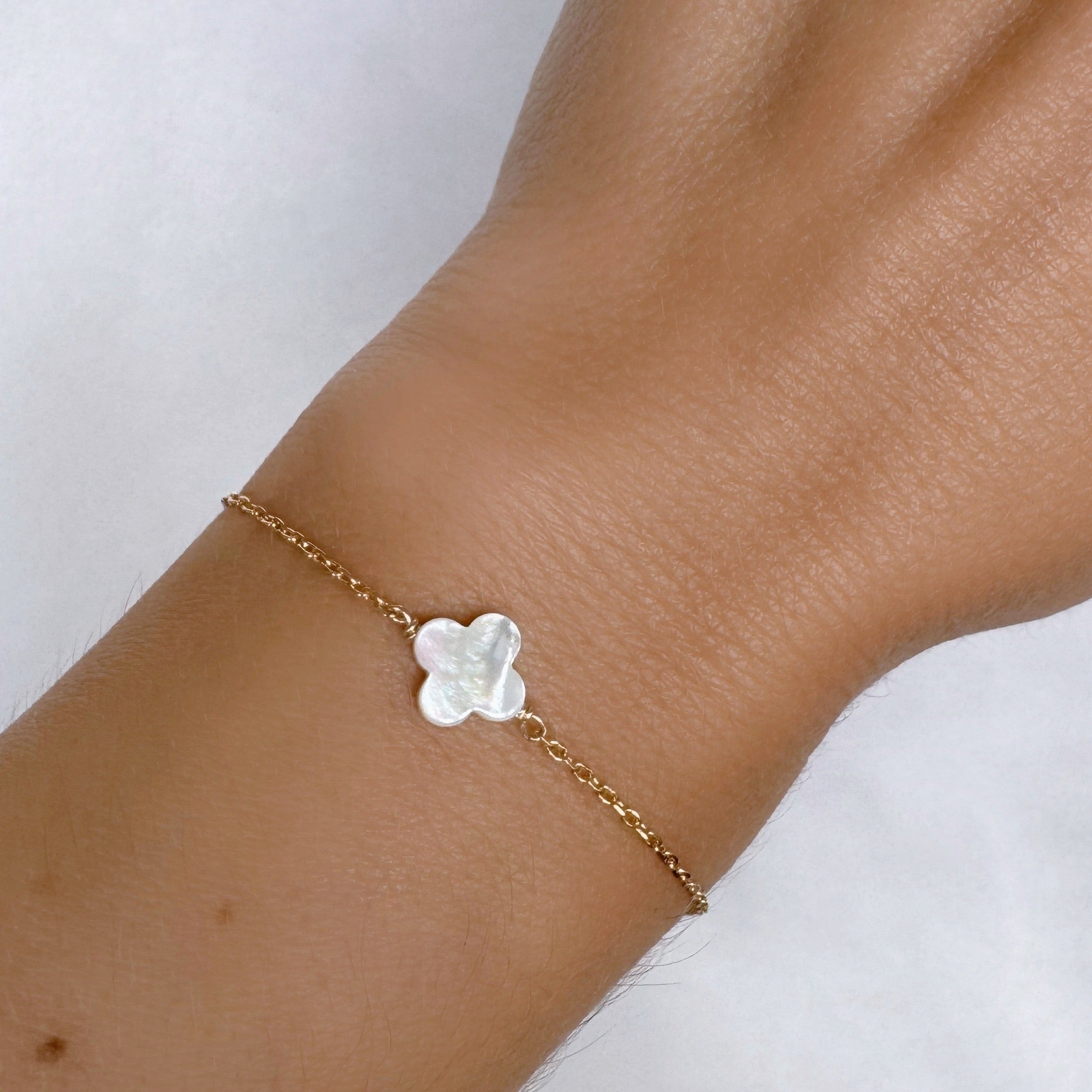 Gold-plated "Mother-of-pearl clover" bracelet