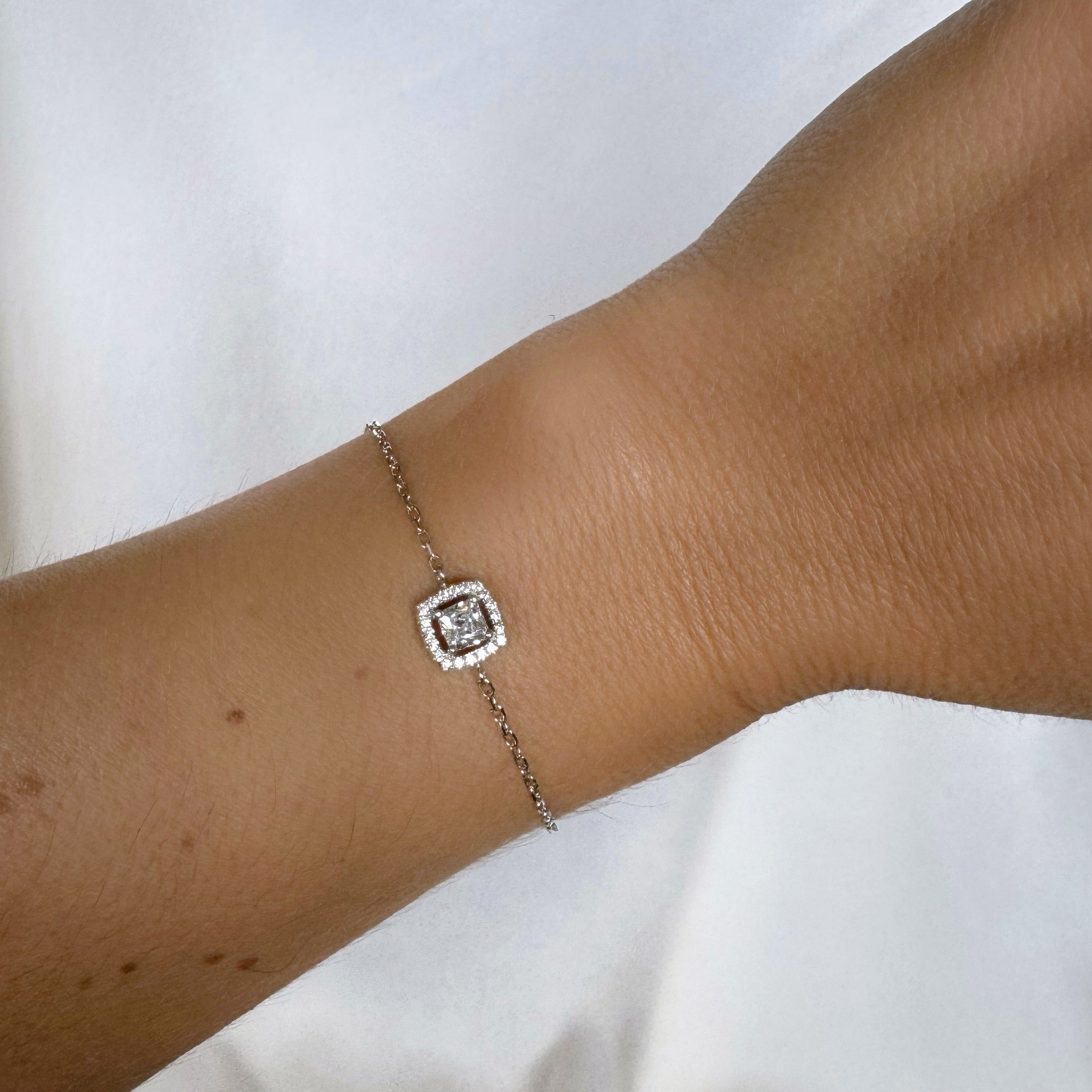 Bracelet « Solitaire coussin serti » argent 925 rhodié
