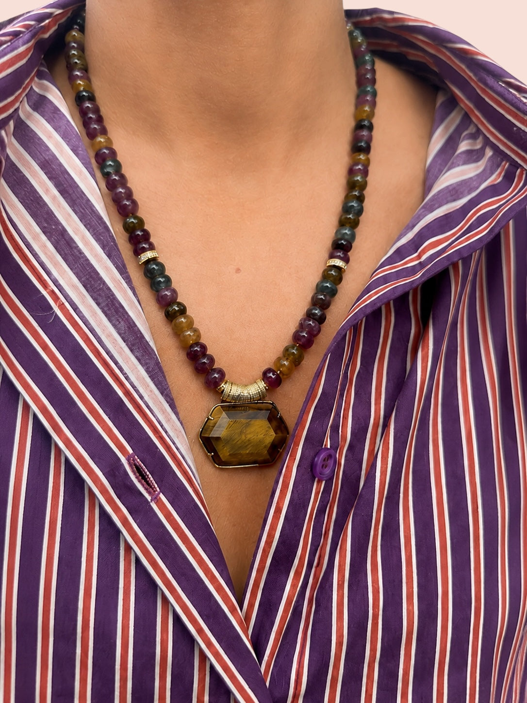 Collier « Multi pierres et pendentif Œil-de-Tigre facetté »