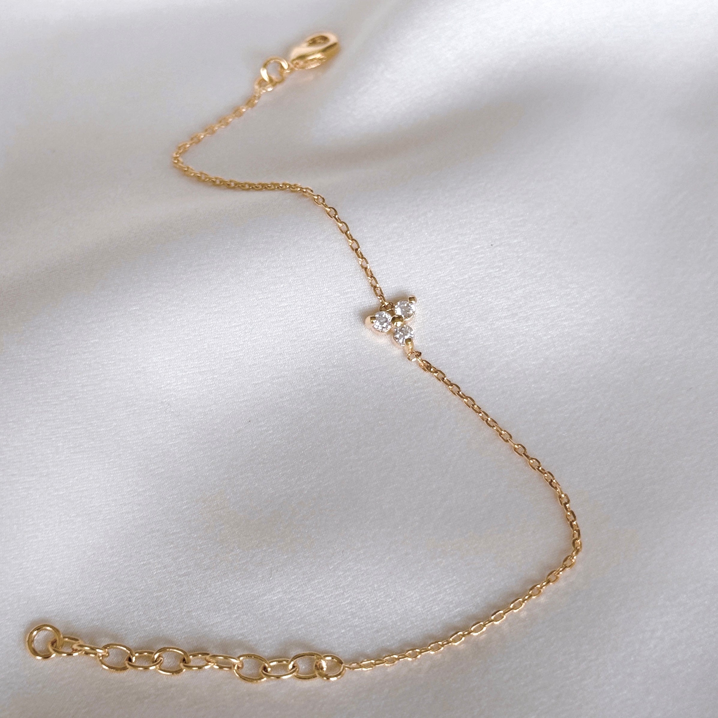 Gold-plated “Trilogy” bracelet