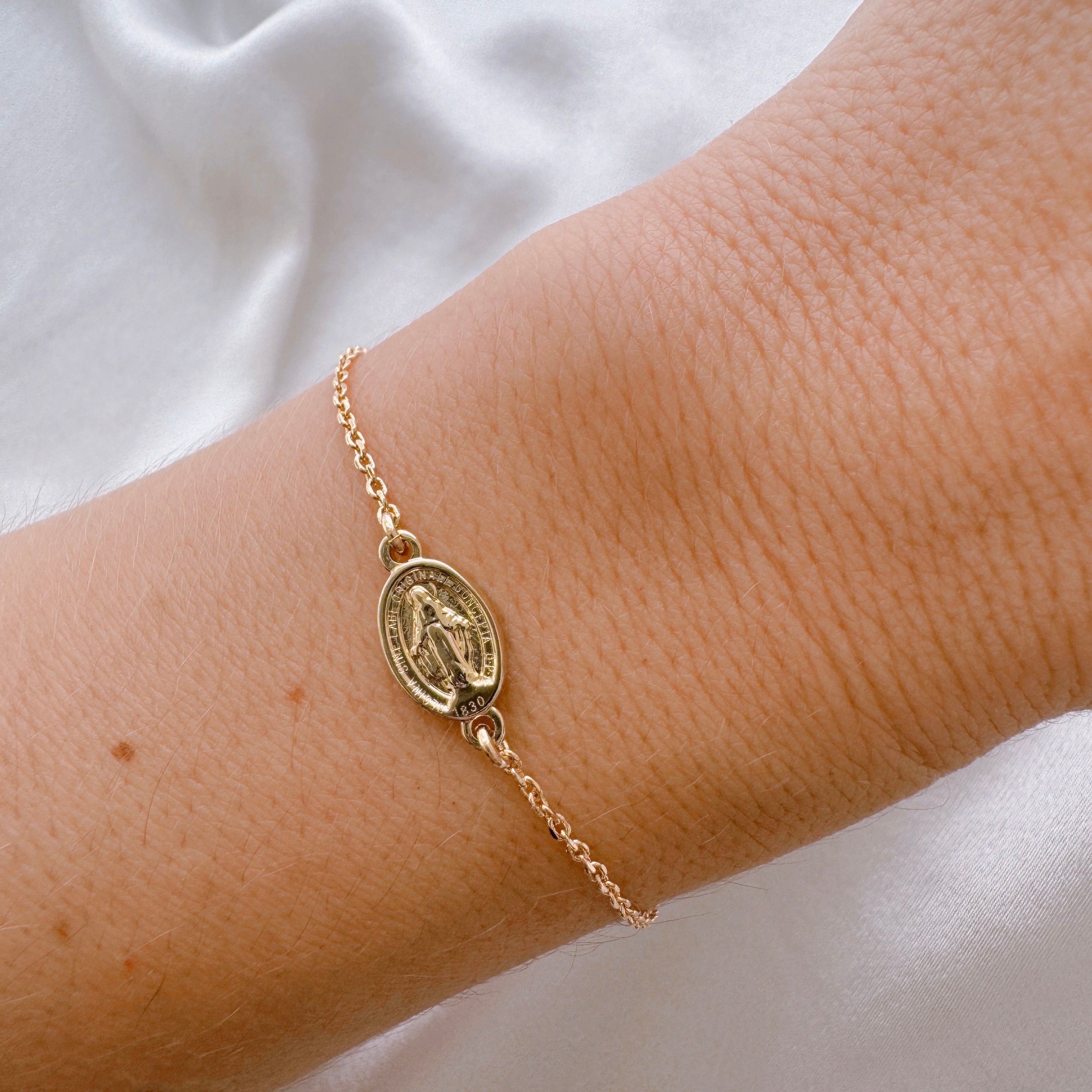 Gold-plated “Virgin Mary Medal” bracelet
