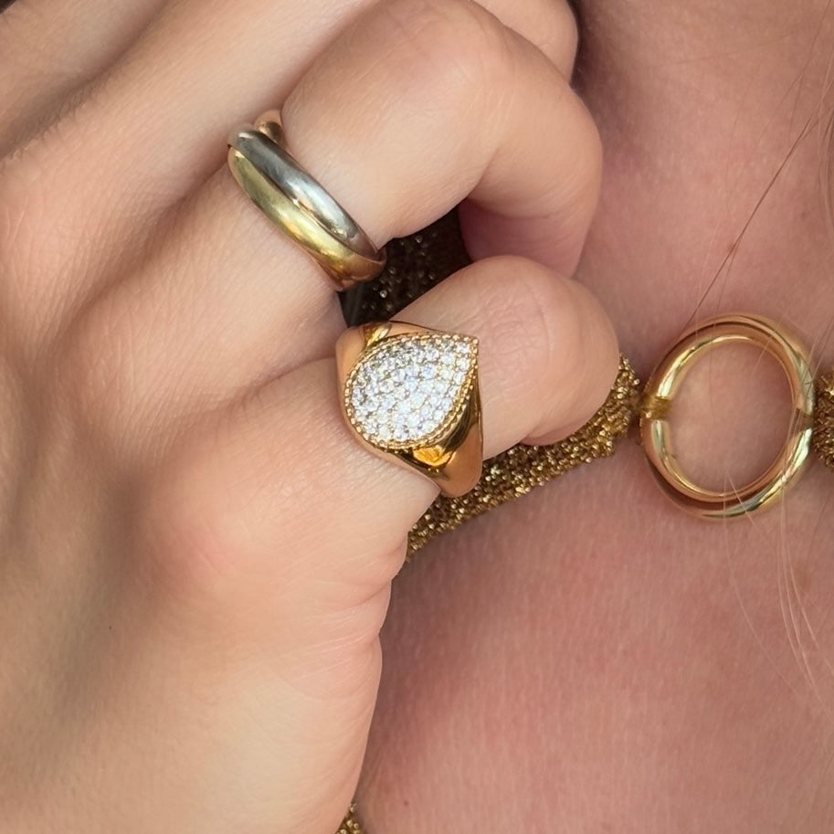 Bague de petit doigt « Poire sertie » plaqué or