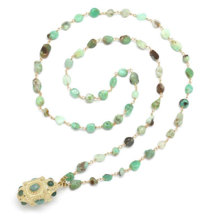 Sautoir Talisman – Chrysoprase & Amulette Dorée
