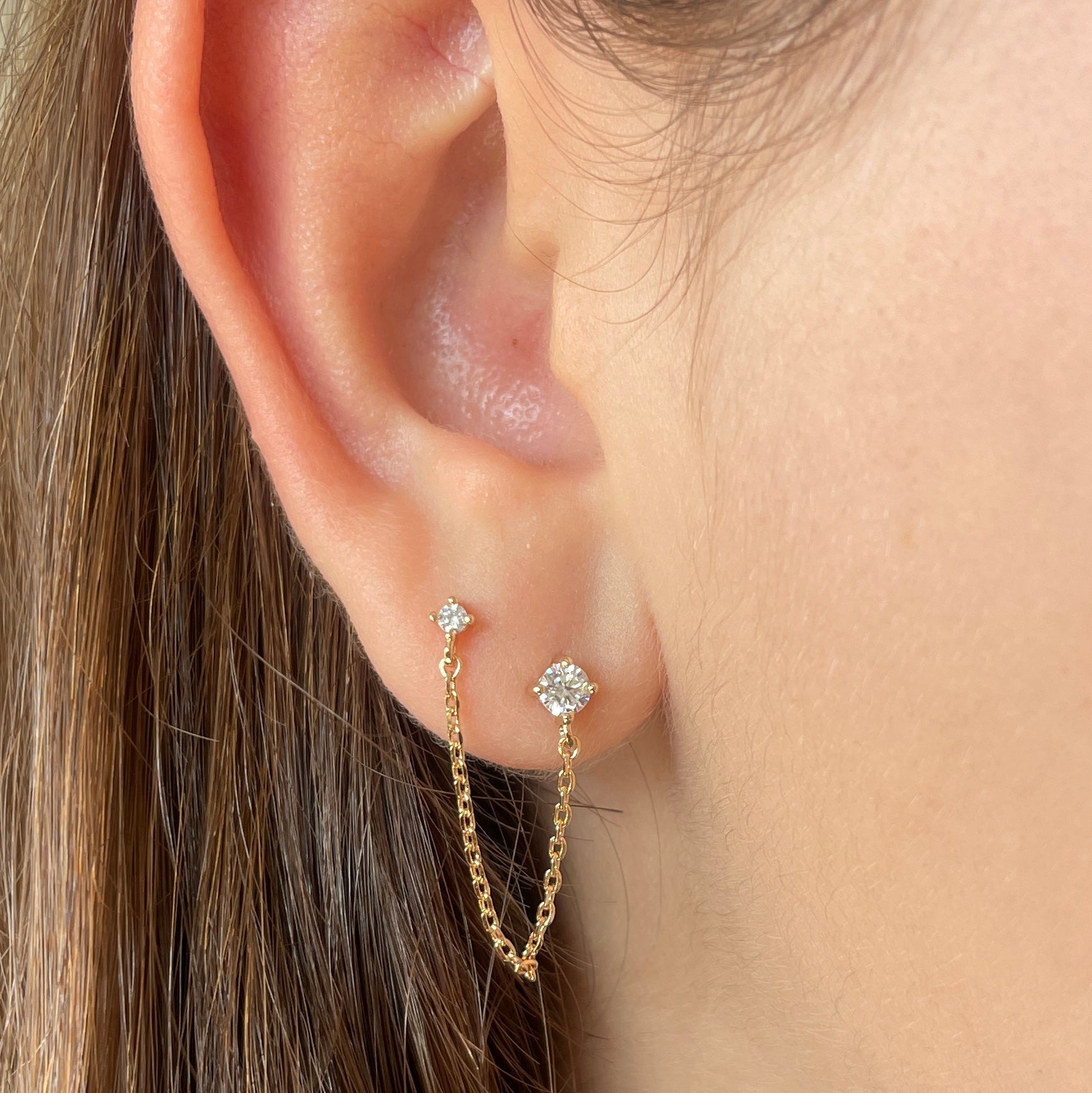 Mono gold-plated “Wow” buckle