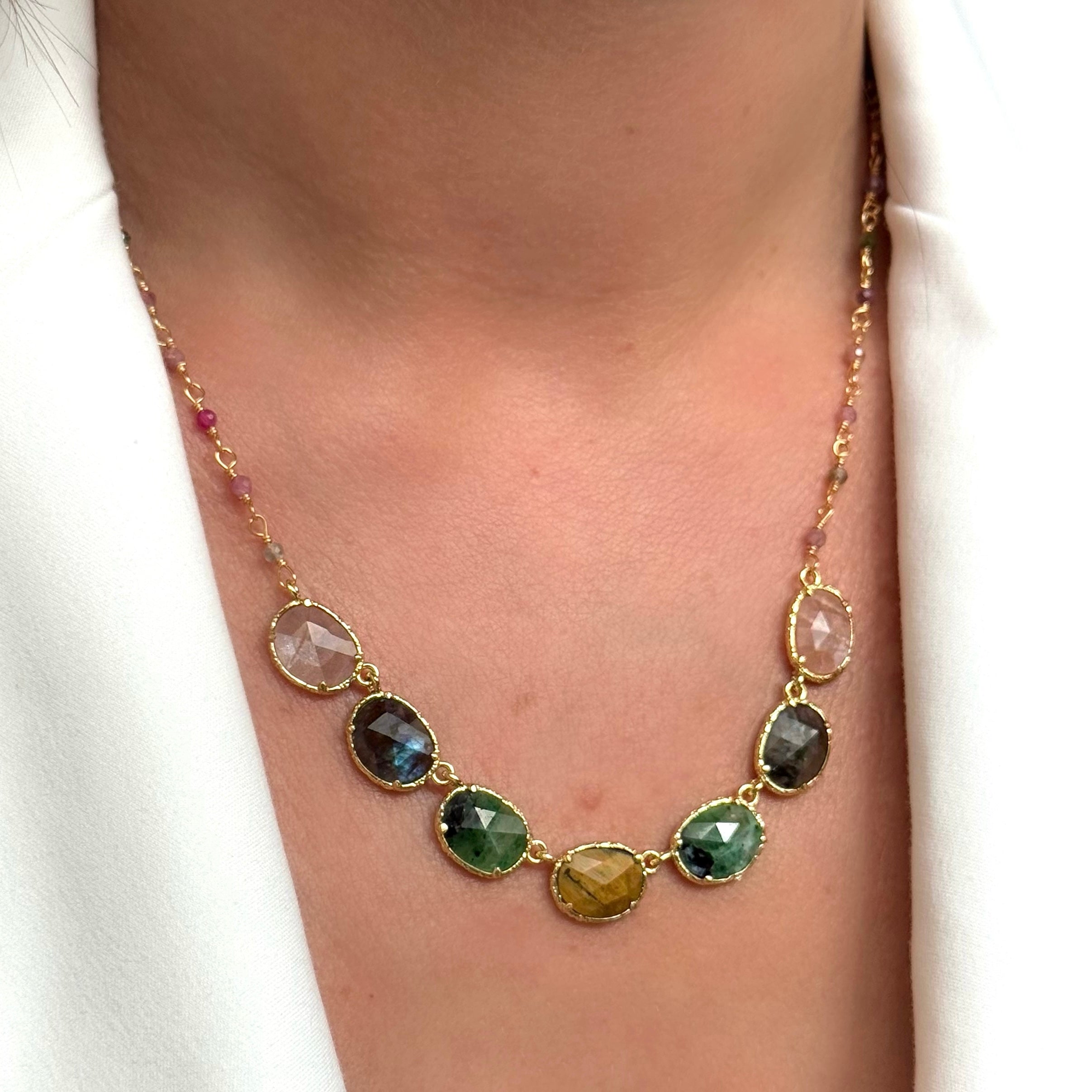 Collier “Éclats de Pierres Fines”