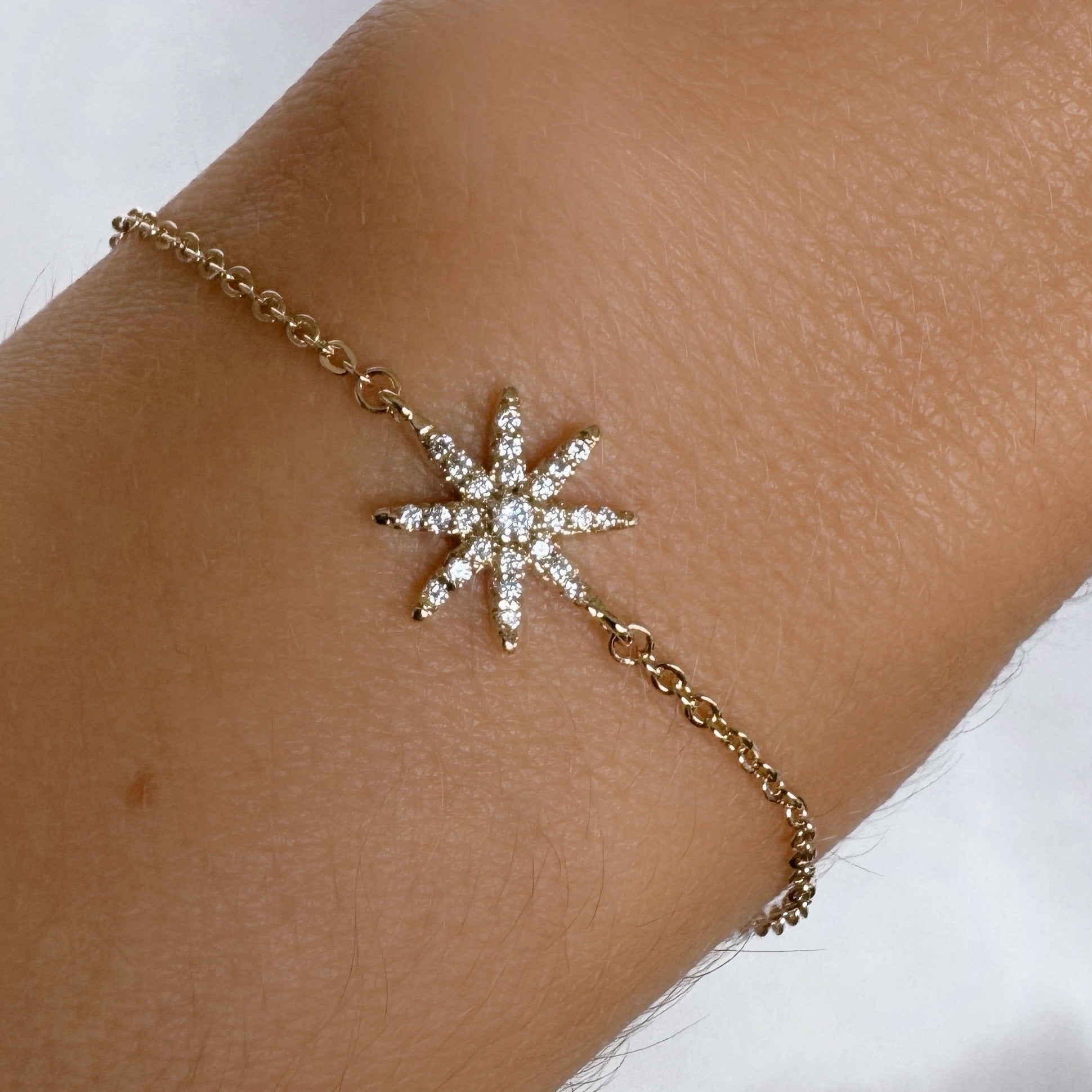 Gold-plated “Sparkling Star” bracelet