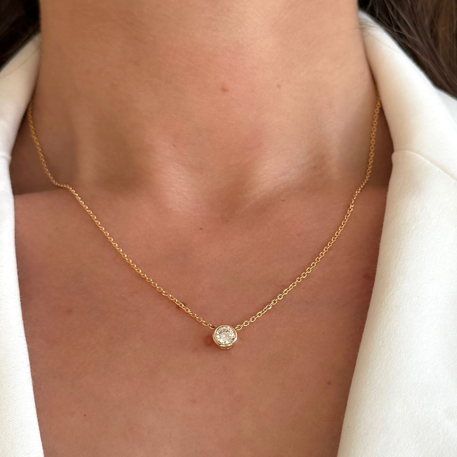 Gold-plated “Closed-set Solitaire” necklace