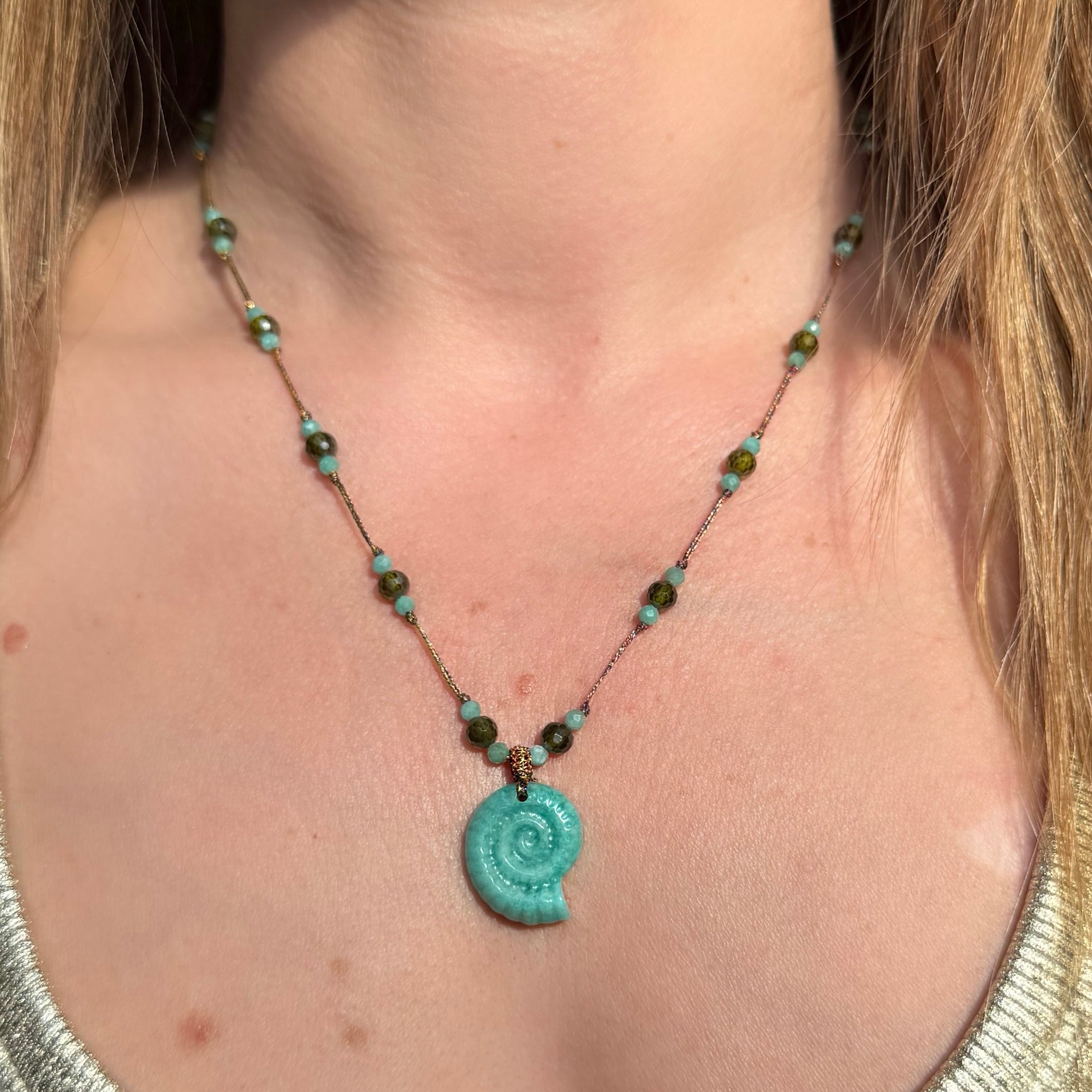Collier fil “Amonite Amazonite” pierres naturelles