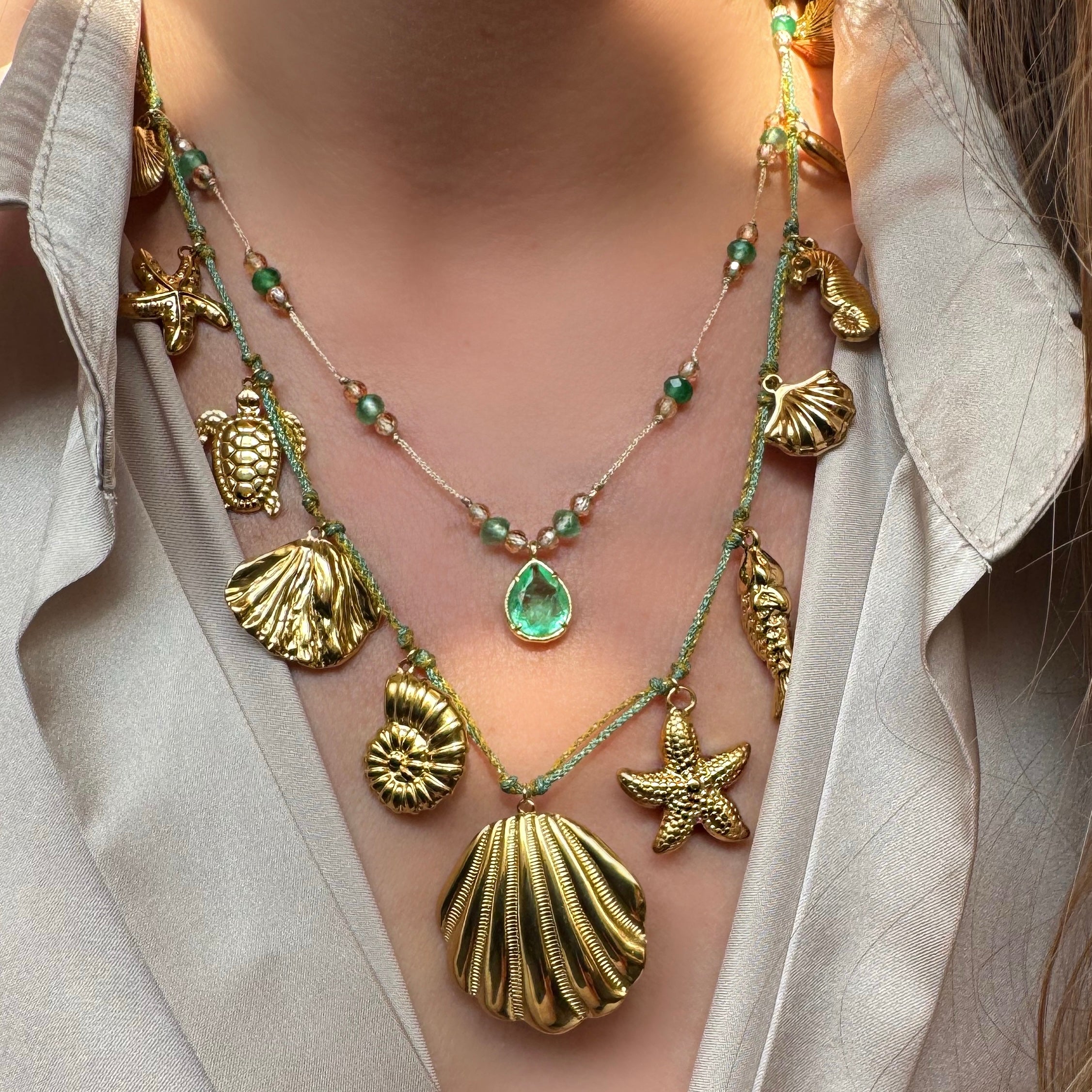 Collier “Trésors de l’Océan” – Charms Coquillages & Créatures Marines