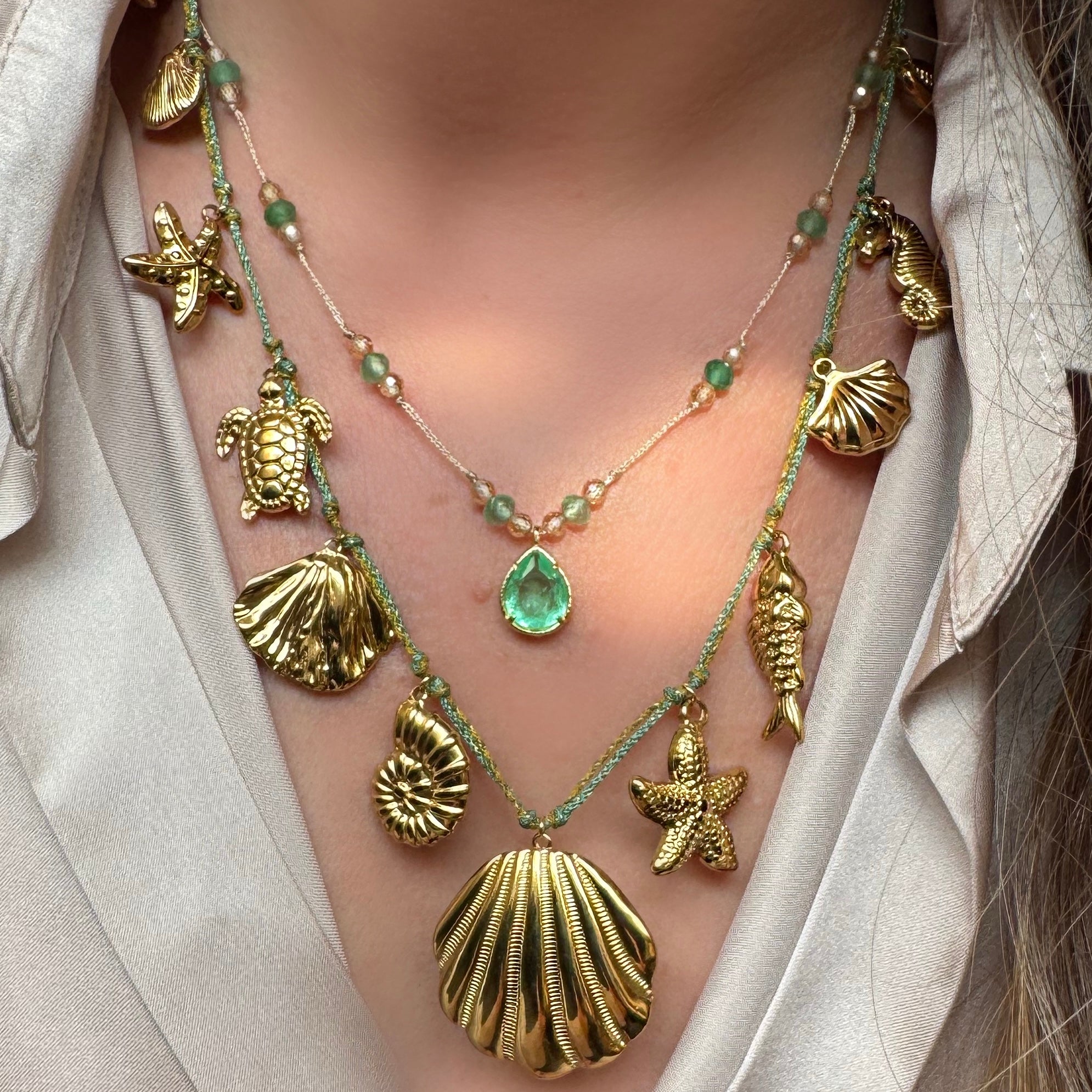 Collier “Trésors de l’Océan” – Charms Coquillages & Créatures Marines