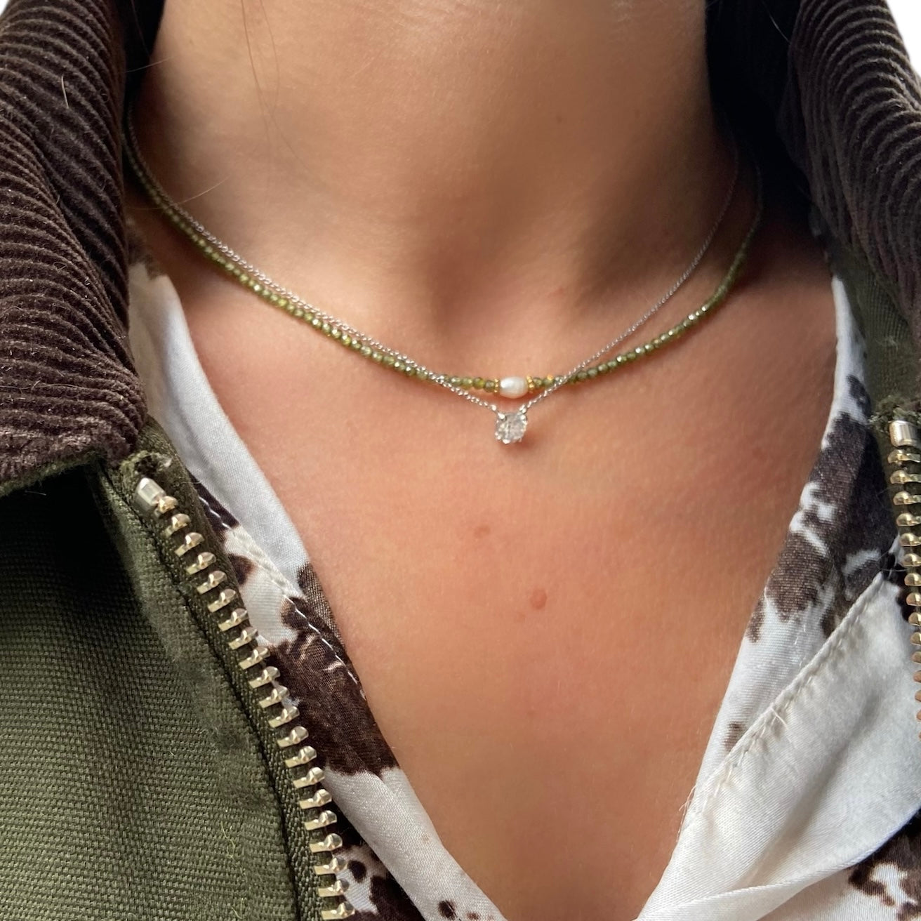 Collier "Perlé" Vert olive & Perle d’eau douce