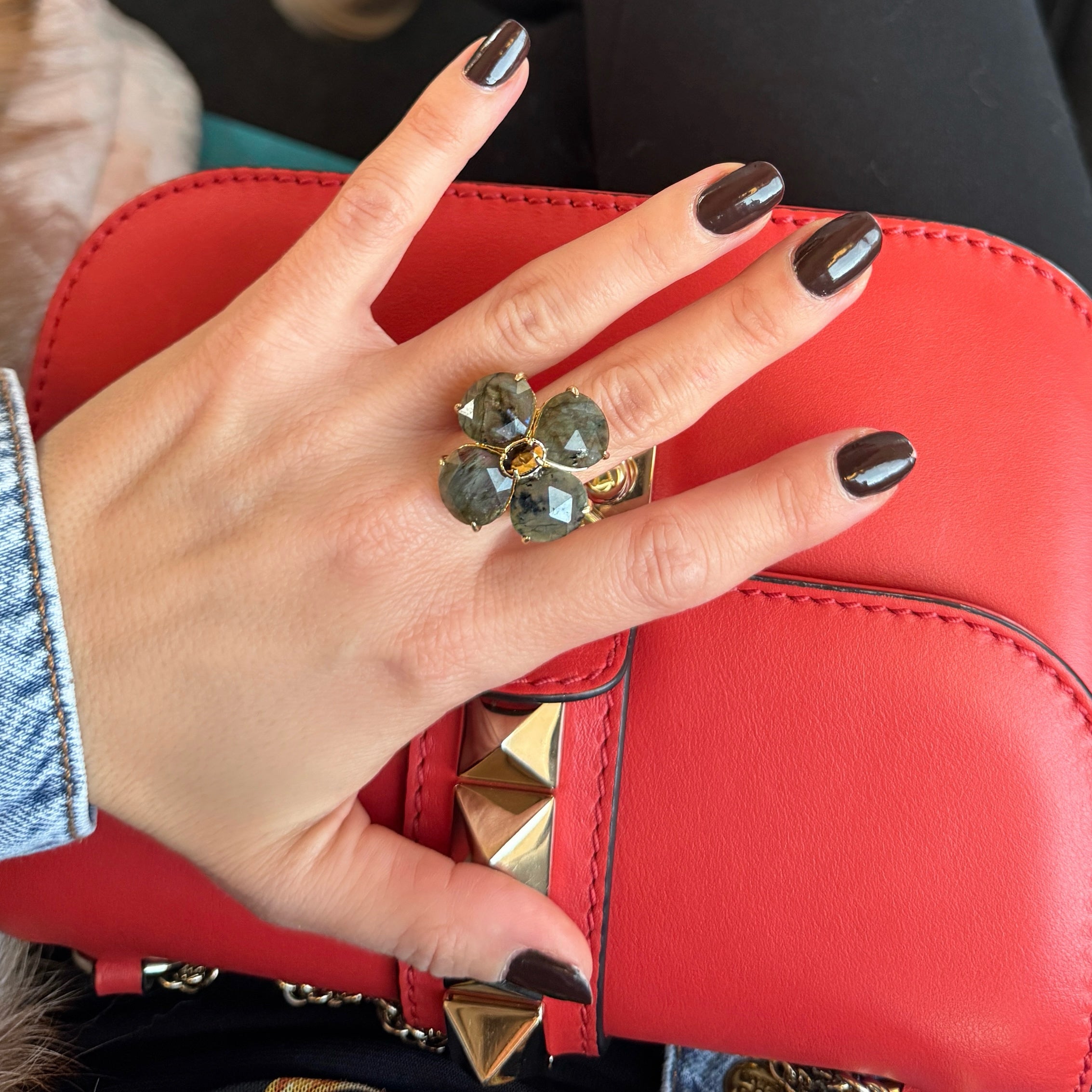 Bague réglable "Trèfle pierres fines"