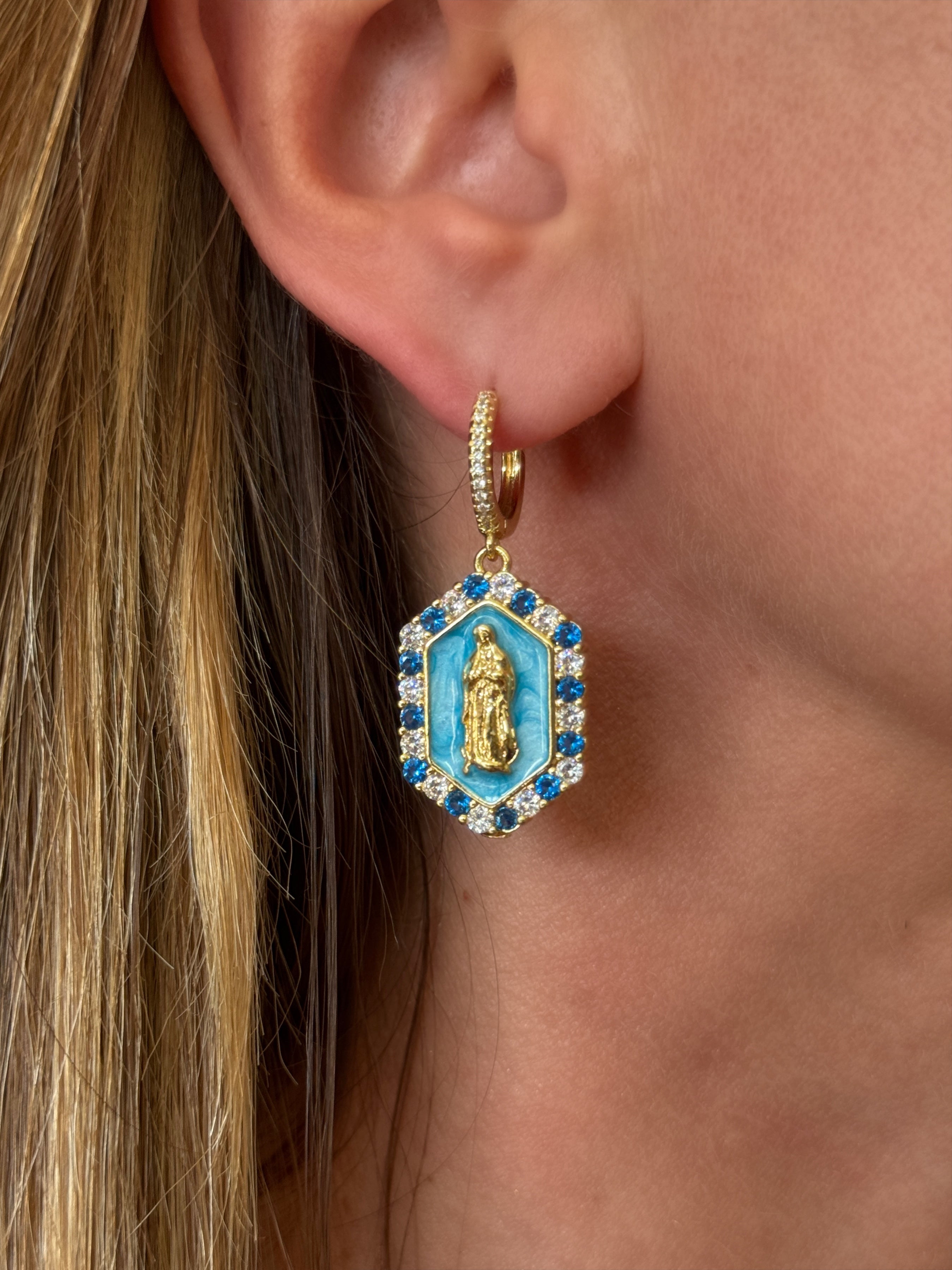 Boucles d'oreilles "Médaille Vierge Émaillée bleu"