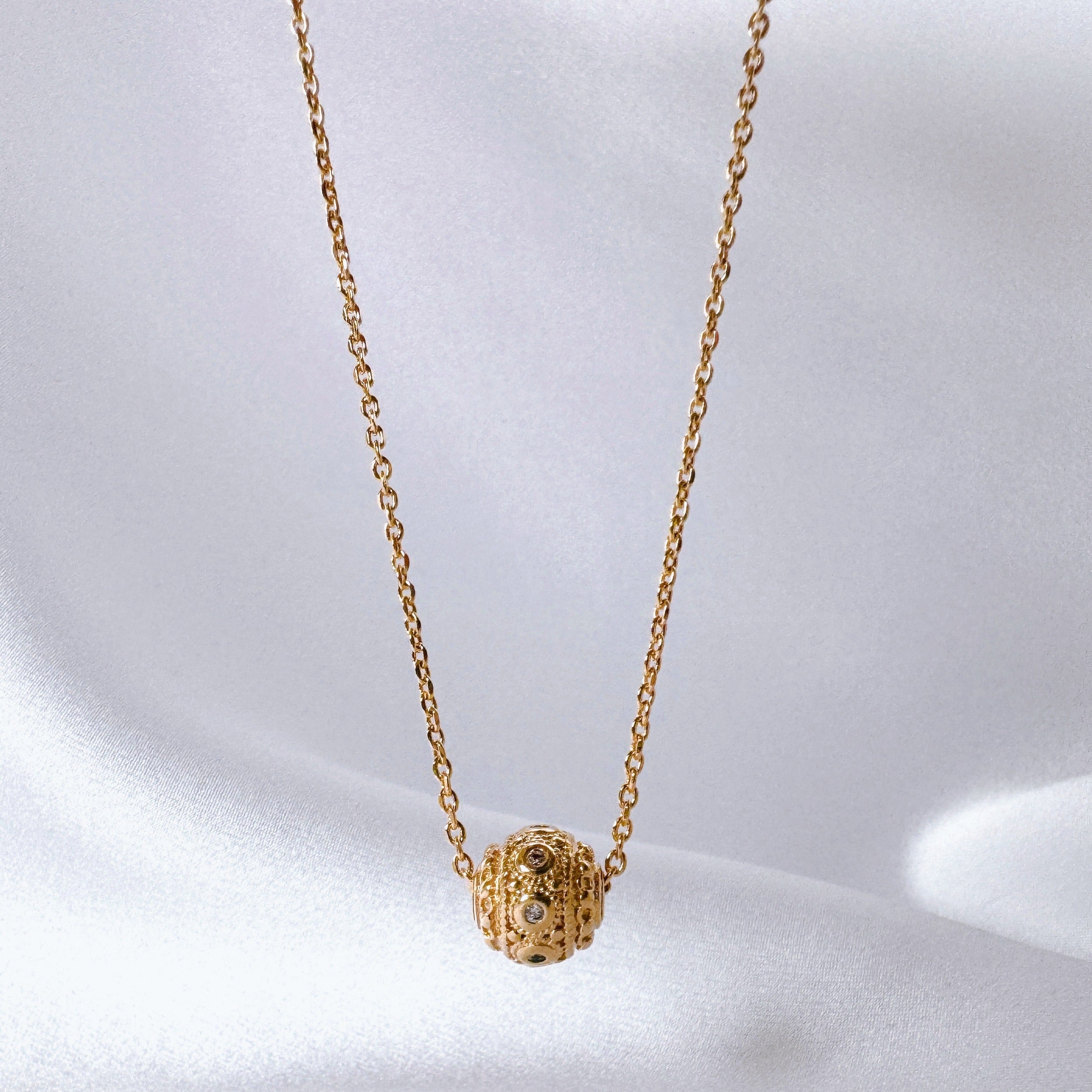 Gold-plated “Amaya” necklace