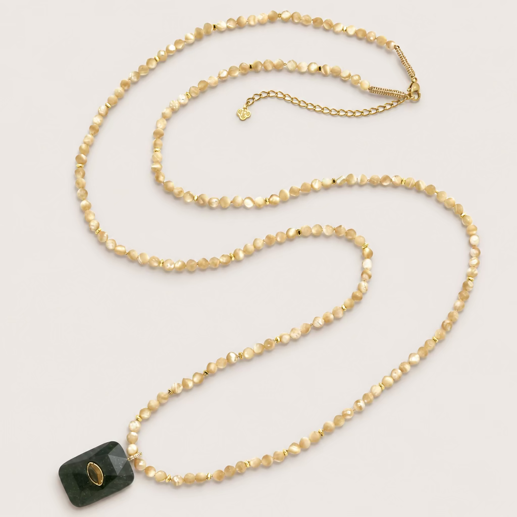 Sautoir « perlé et pendentif rectangulaire Œil »