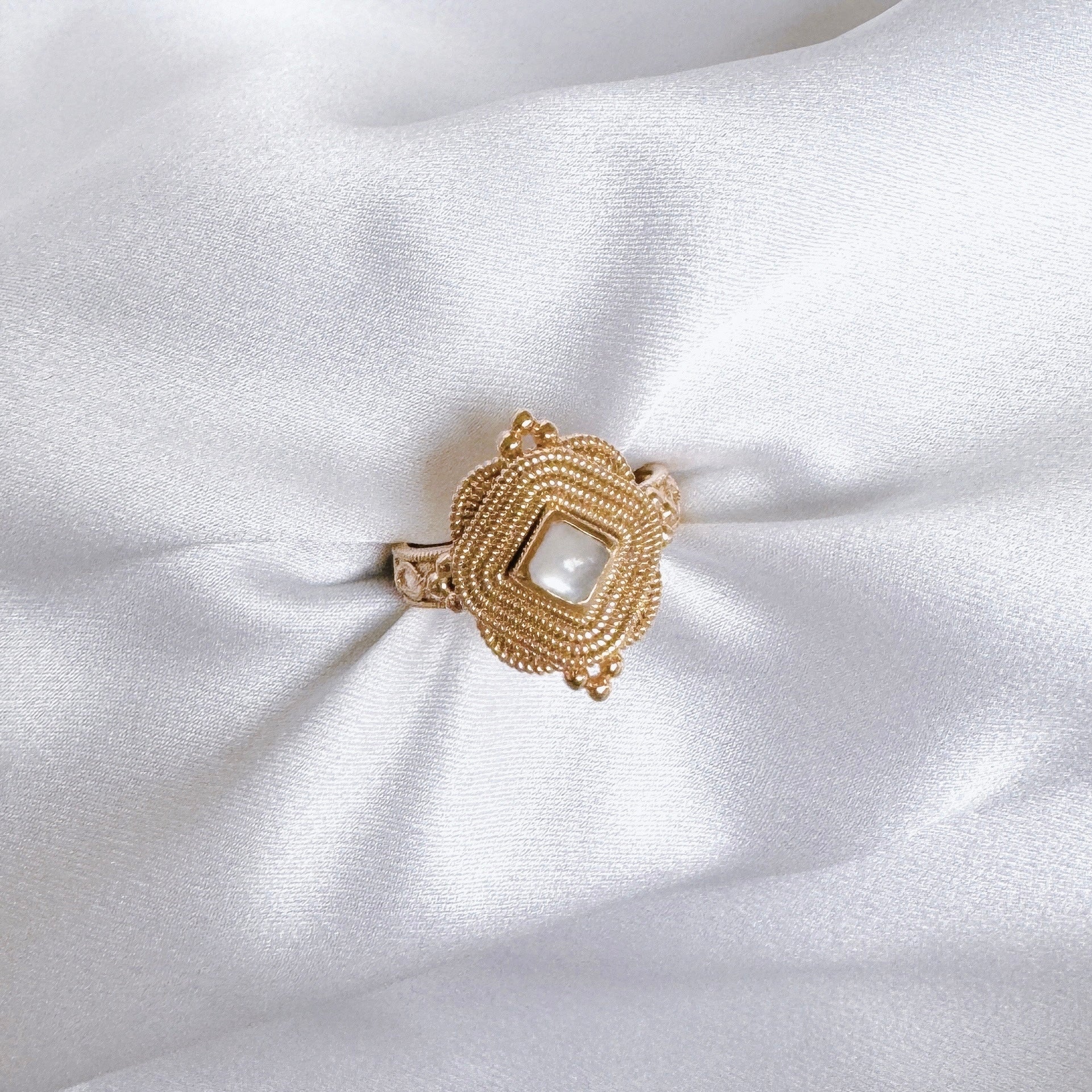 Gold-plated “Poetry” ring