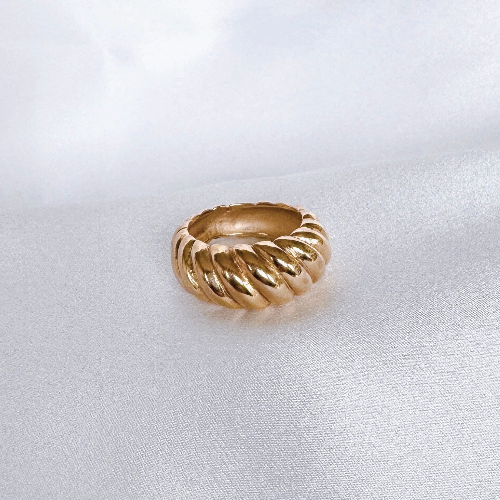 Gold-plated “Stephanie” ring