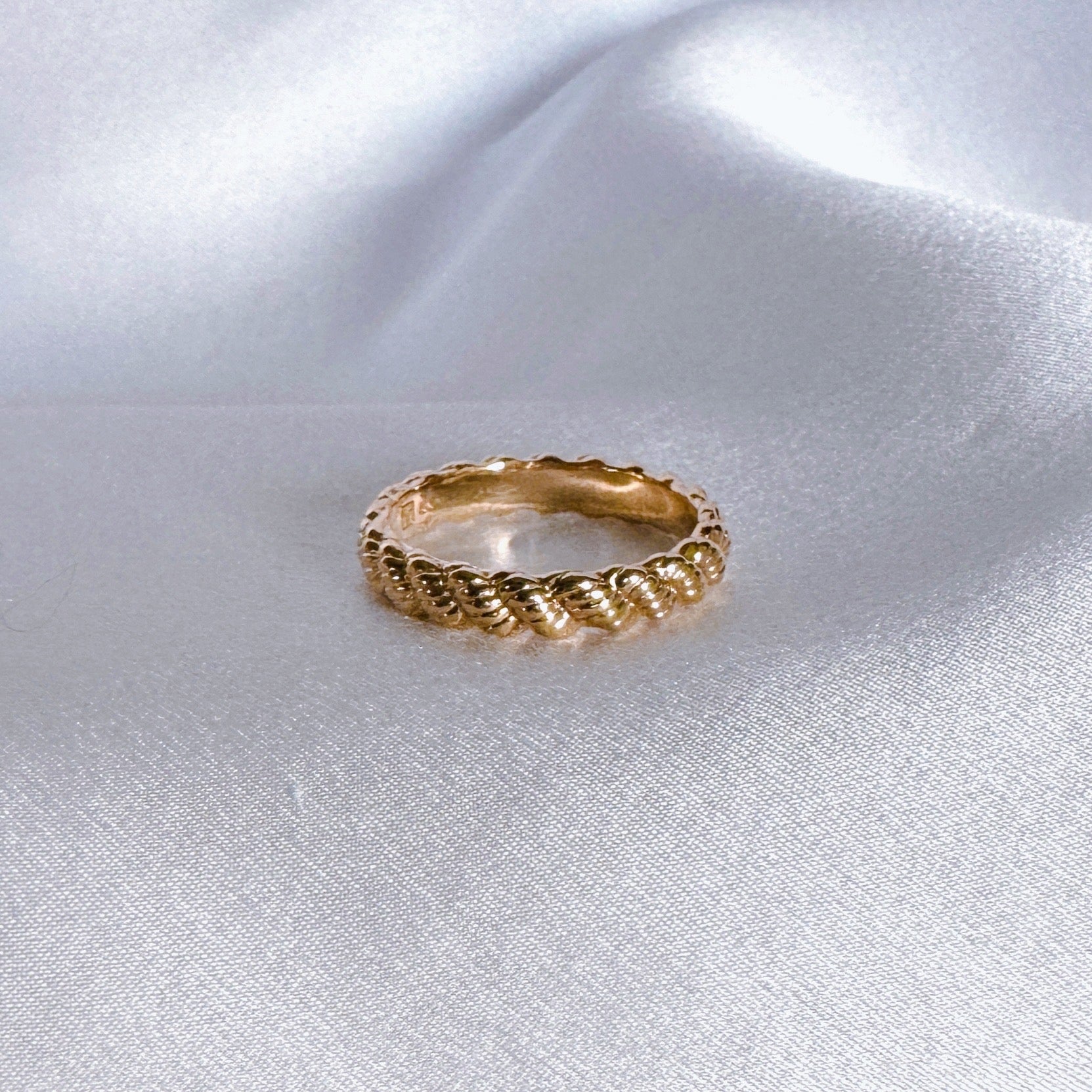 Gold-plated “Torsade” ring